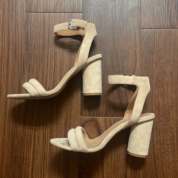 Madewell Suede Nude Heels - Picture 5 of 7